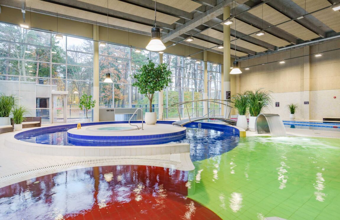 Swimming pools I LaSpa spa hotel in Laulasmaa